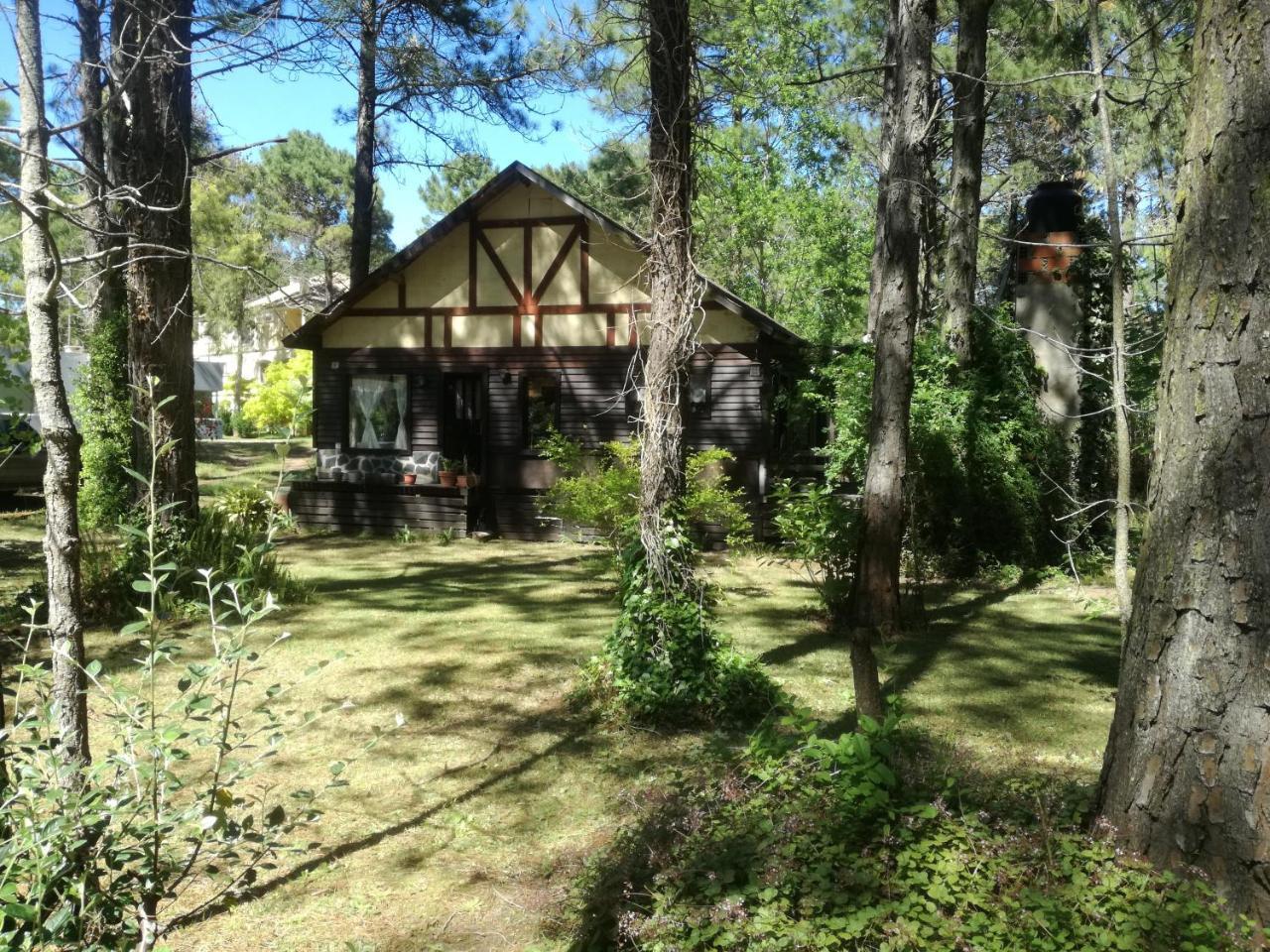 Villa Cabana En Carilo Exterior foto